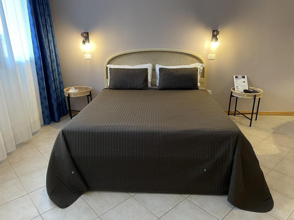 Hotel Petrarca Boara Pisani Exterior foto