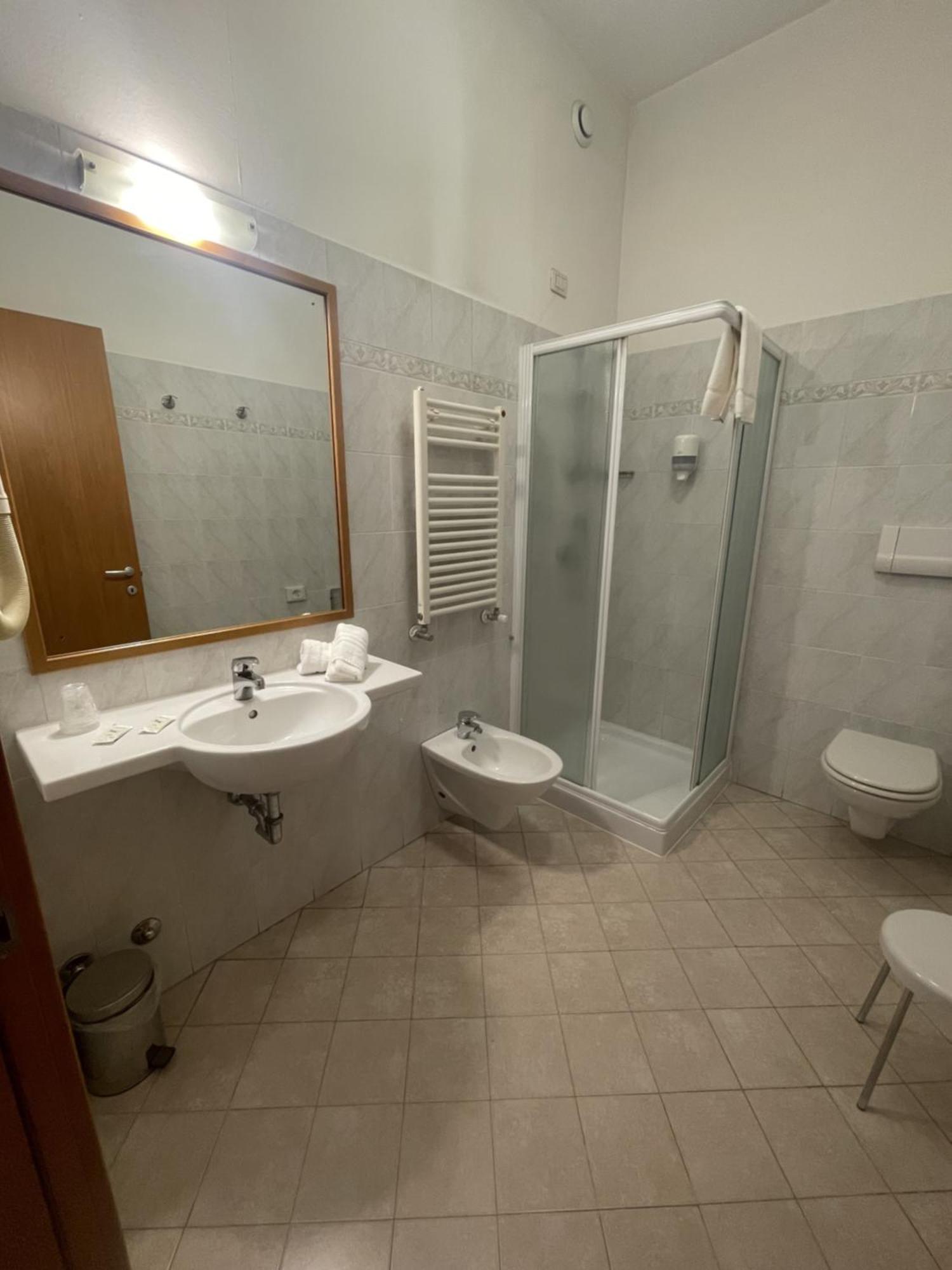 Hotel Petrarca Boara Pisani Exterior foto